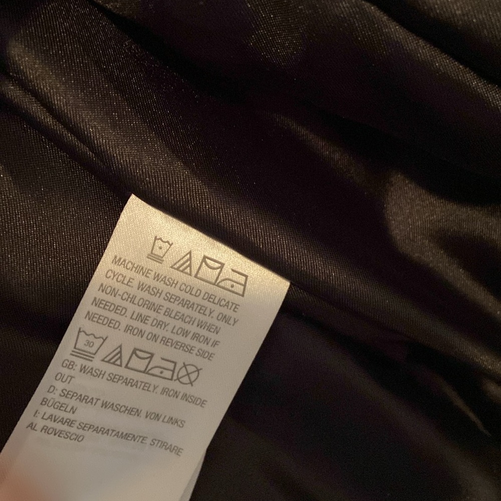 Isaac Mizrahi Live Faux Leather Zip Front Quilted Vest Black Small - Picture 8 of 13